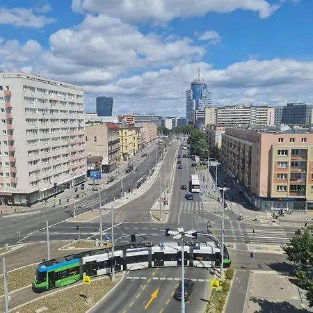 Plac Zolnierza Polska Апартаменты *