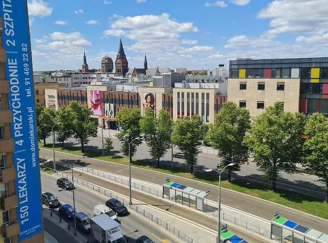 Plac Zolnierza Polska 公寓