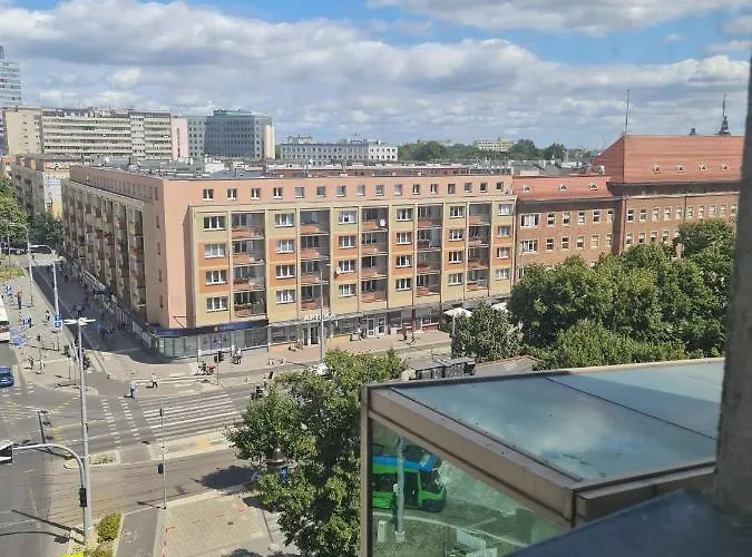 Plac Zolnierza Polska 公寓 *