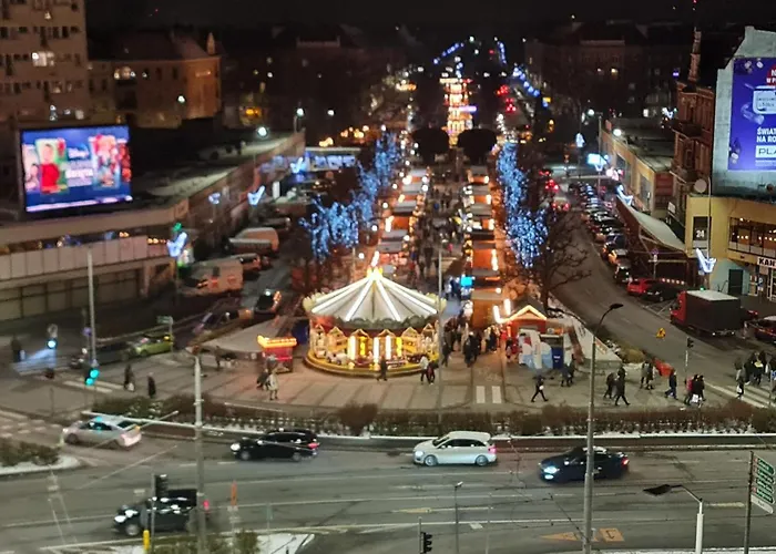 Plac Zolnierza Polska 公寓 *